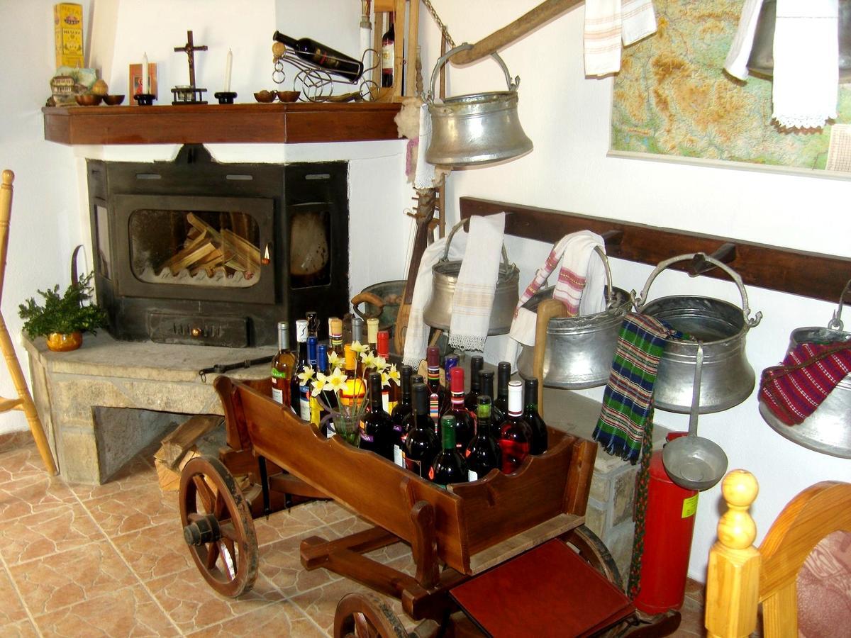 Yakovtsi Inn Bagian luar foto
