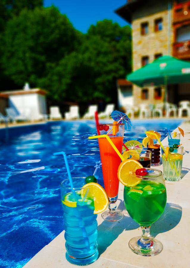 Yakovtsi Inn Bagian luar foto