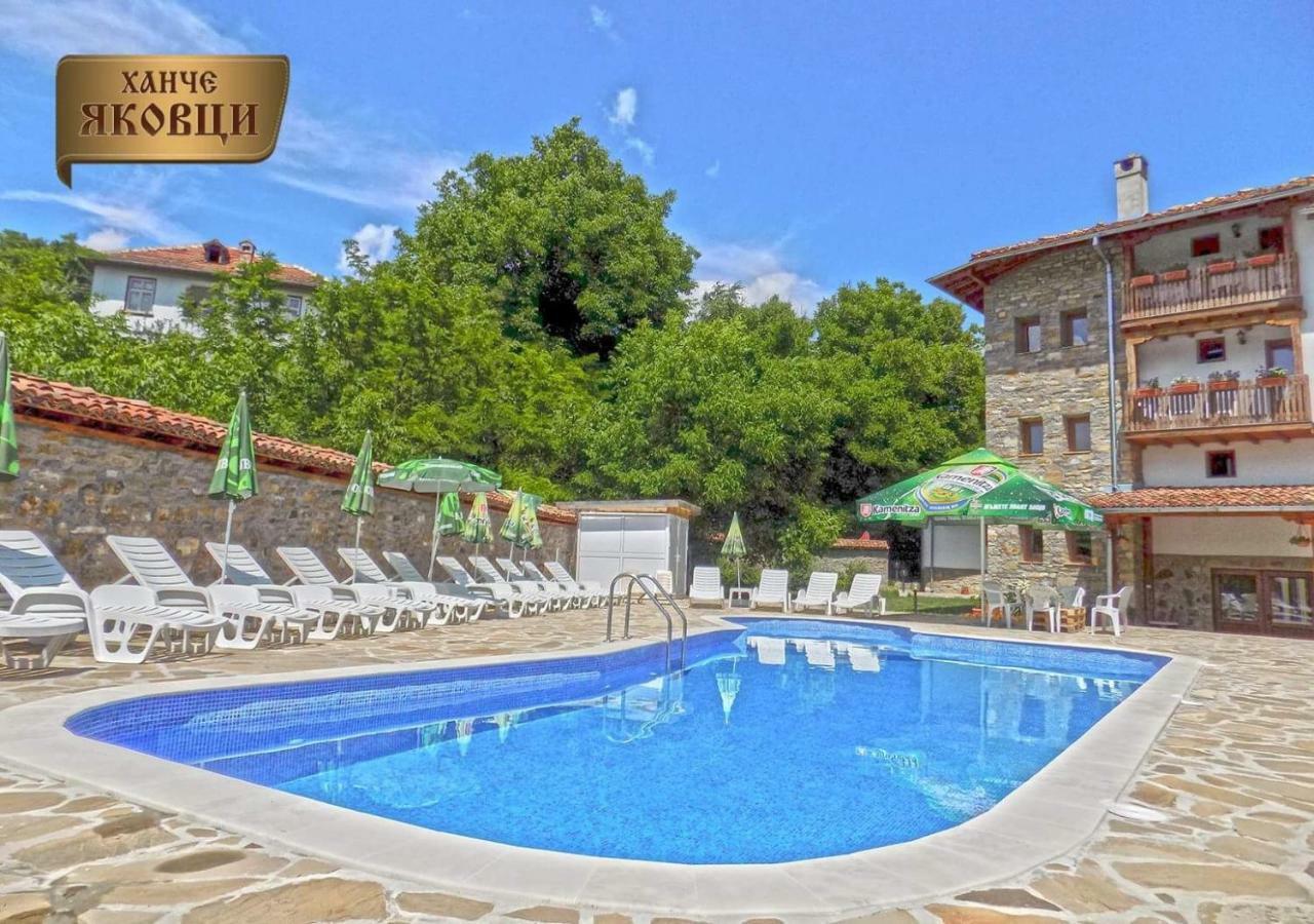 Yakovtsi Inn Bagian luar foto